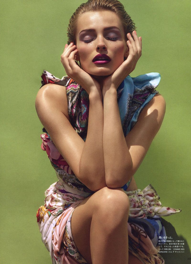Edita_Vogue_Japan_07