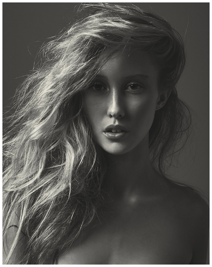 Gabrielle_Duquesne_06