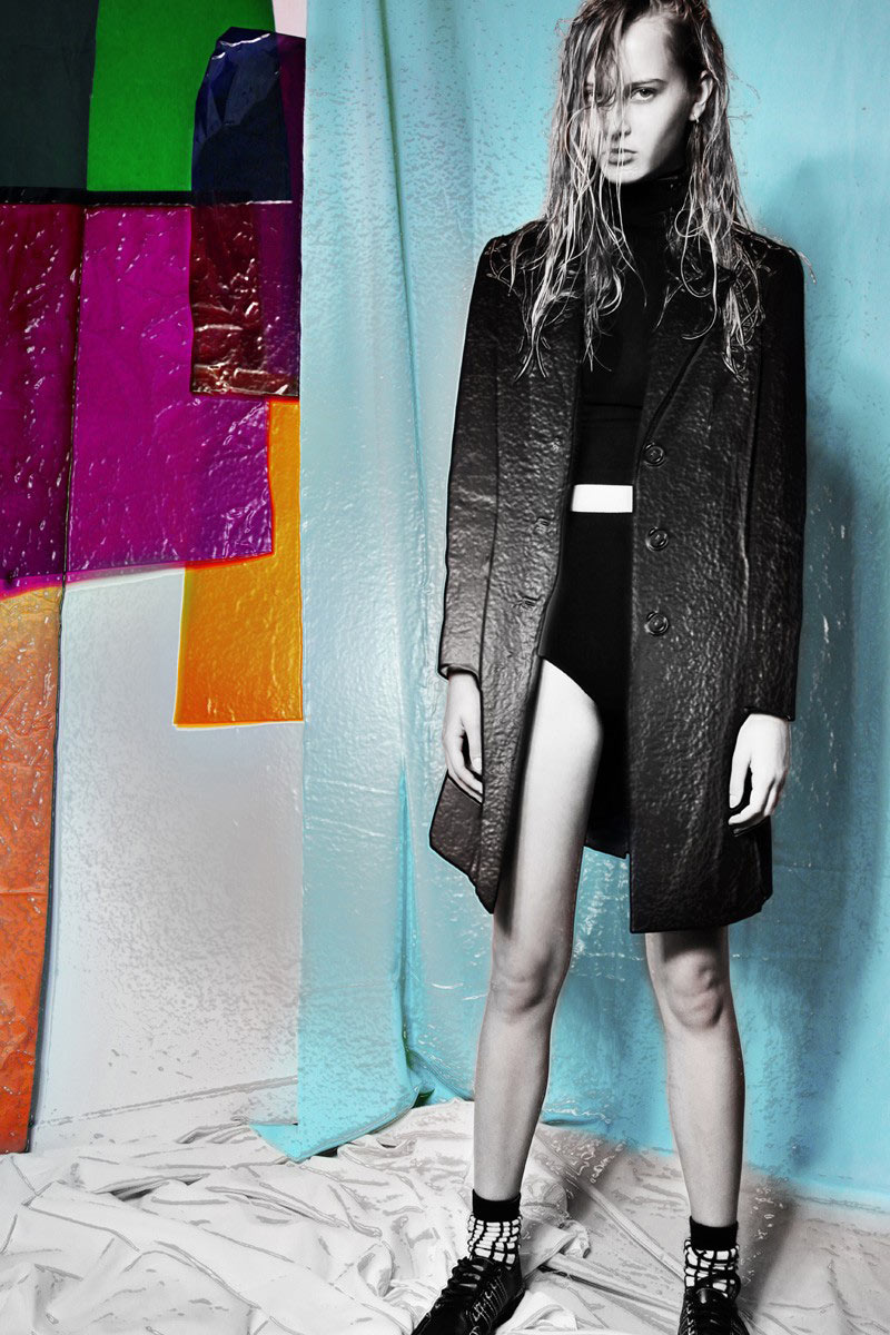 New Face Summer Has a Psychedelic Moment, Shot by Laura Marie Cieplik summer5 New Face Summer Has a Psychedelic Moment, Shot by Laura Marie Cieplik