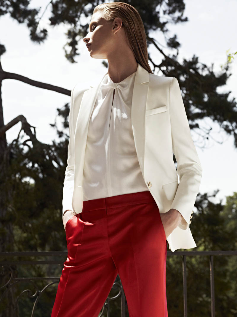 Pierre Balmain SS13 Lookbook Page 39 Anna Selezneva Keeps it Understated in Pierre Balmains Spring 2013 Campaign