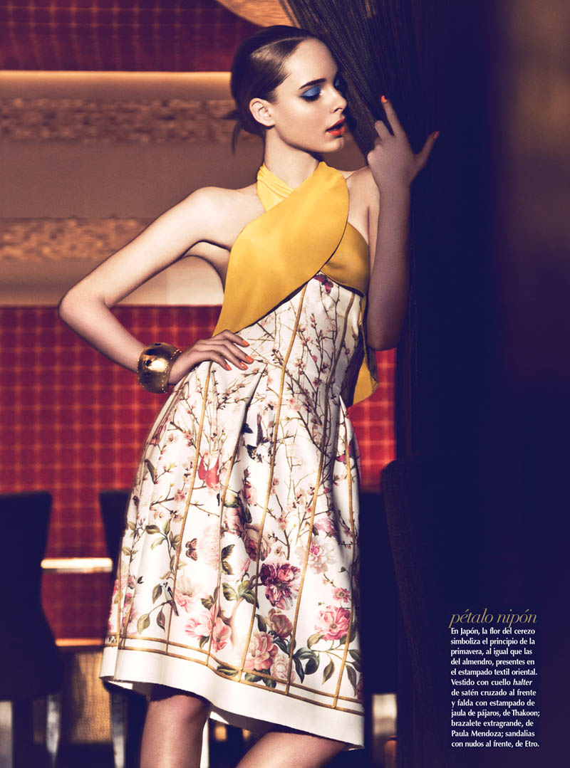 677Finala Jules Mordovets Poses for Yossi Michaeli In Vogue Mexico March 2013 