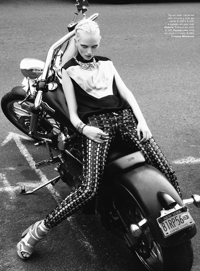 chrystal copland vogue portugal3 Chrystal Copland is Biker Chic for Kevin Sinclair In Vogue Portugal April 2013  