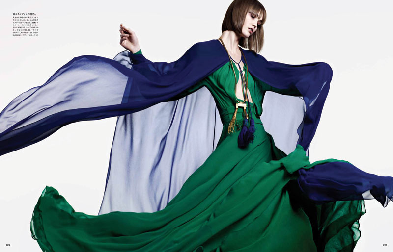 hedi slimane karlie kloss2 Karlie Kloss Poses for Hedi Slimane in Vogue Japan June 2013