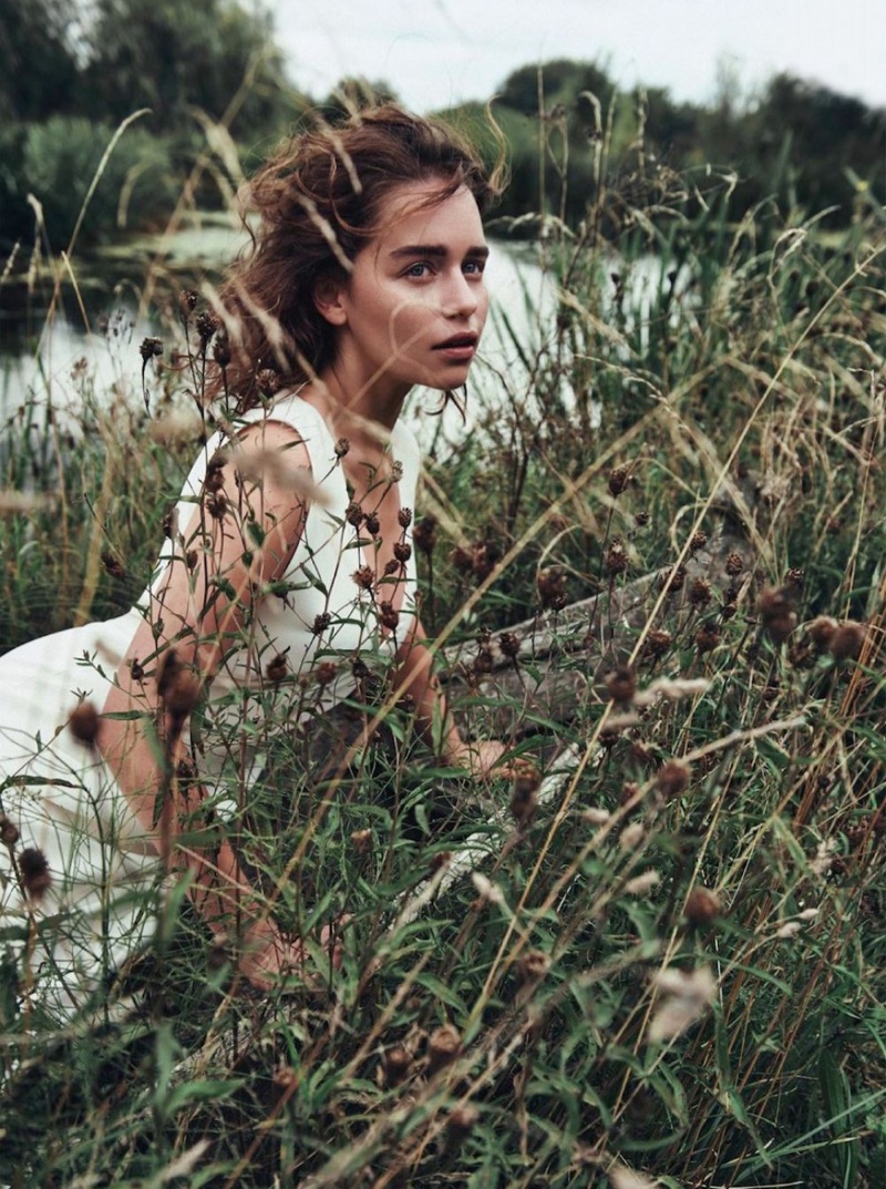 Emilia Clarke Is A Natural Beauty In Dior Magazine