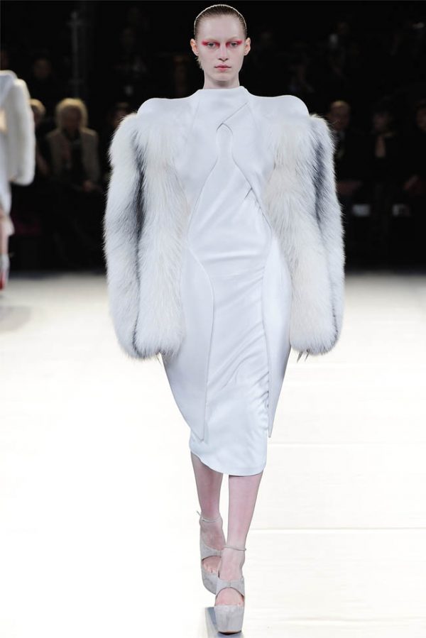 Mugler Fall 2012 | Paris Fashion Week – Fashion Gone Rogue