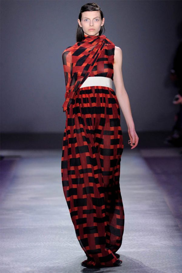 Giambattista Valli Fall 2012 | Paris Fashion Week – Fashion Gone Rogue