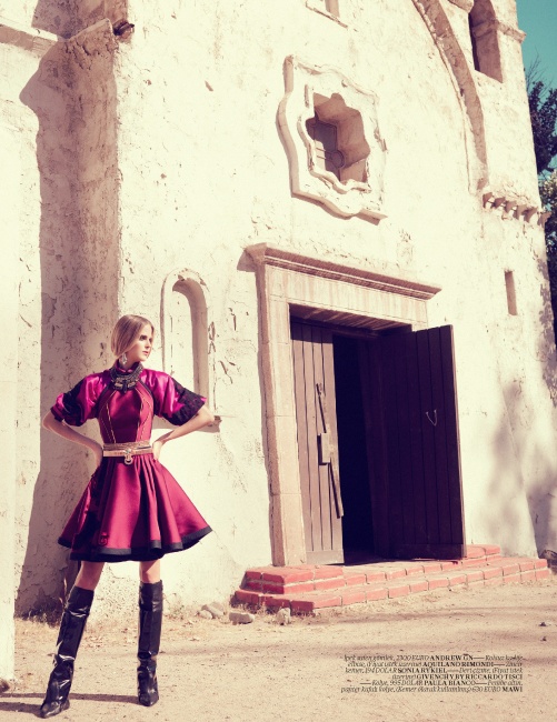 Shannan Click Dons Romantic Style for Vogue Turkey December 2012 by Sofia & Mauro