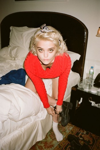 Sky Ferreira Stars in Maison Kitsune's Spring 2014 Ads – Fashion Gone Rogue