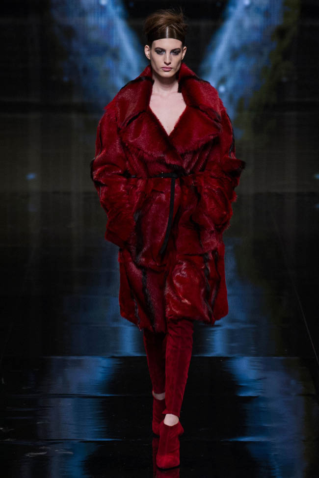 NY Fashion Week: Donna Karan wows with edgy red eye-shadow and