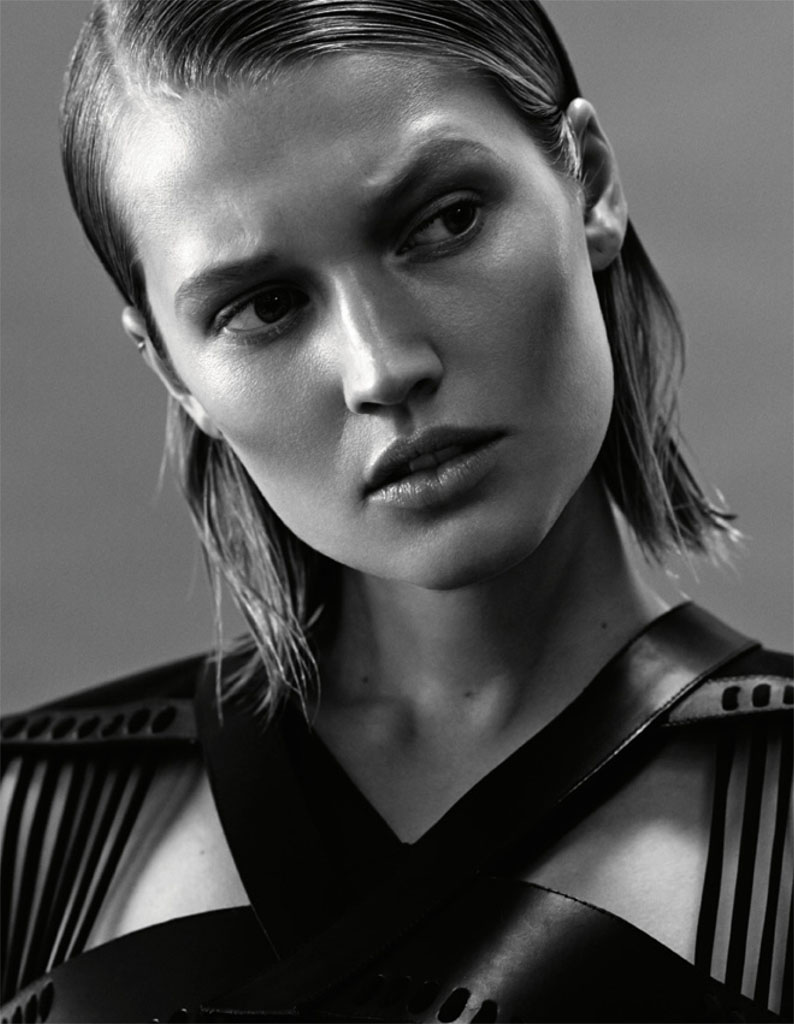 Toni Garrn Gives Vixen Vibes in Interview Russia Shoot – Fashion Gone Rogue