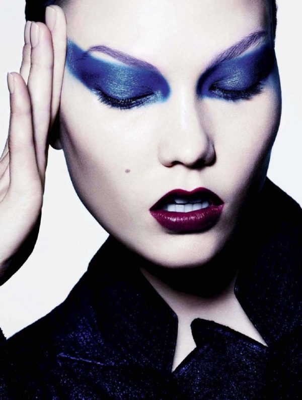 Karlie Kloss Gets Painted for Ben Hassett in L'Express Styles Shoot ...