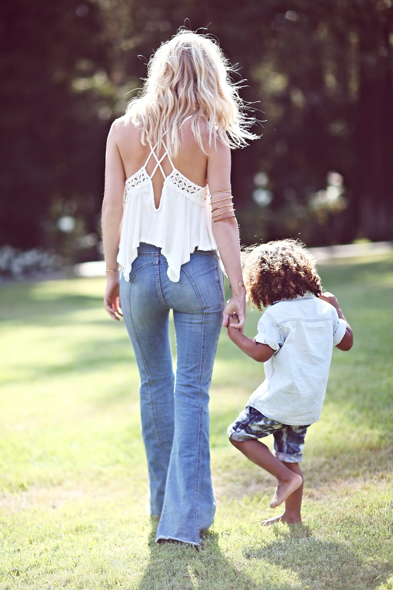 Shelby Keeton And Son For Free People Mother S Day Shoot