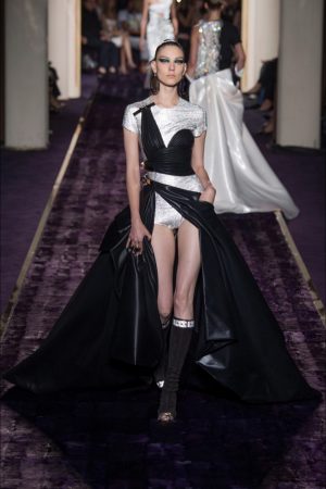 Atelier Versace 2014 Fall/Winter Haute Couture