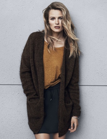 Edita Vilkevicute Sports H&M’s Key Fall Fashion Pieces – Fashion Gone Rogue