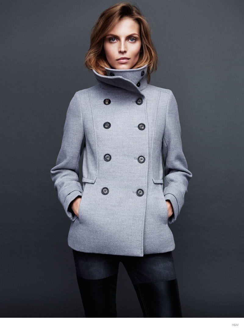 Karlina Caune Models H&M's Fall Outerwear in Trend Update – Fashion ...