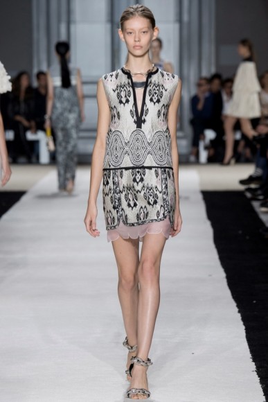 Giambattista Valli 2015 Spring/Summer