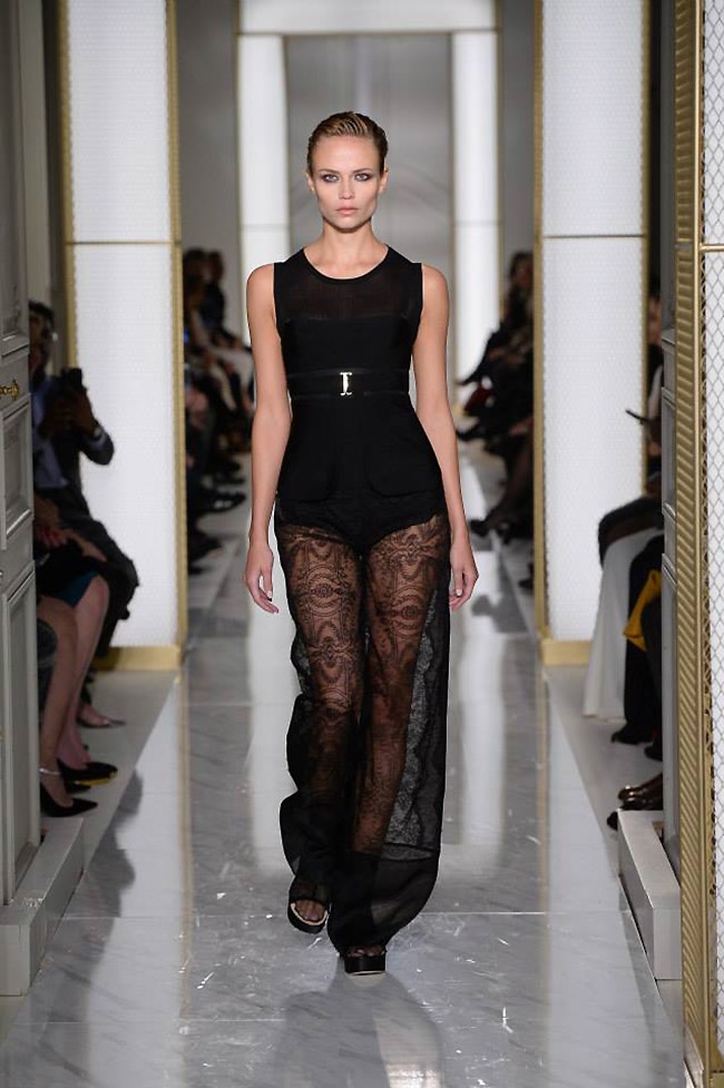 La Perla Debuts Atelier Couture Collection, Naomi Campbell Closes the ...