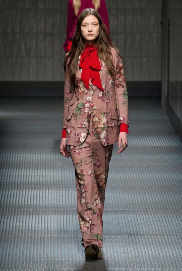 Gucci Fall 2015: Alessandro Michele Debuts Ethereal, Youthful ...