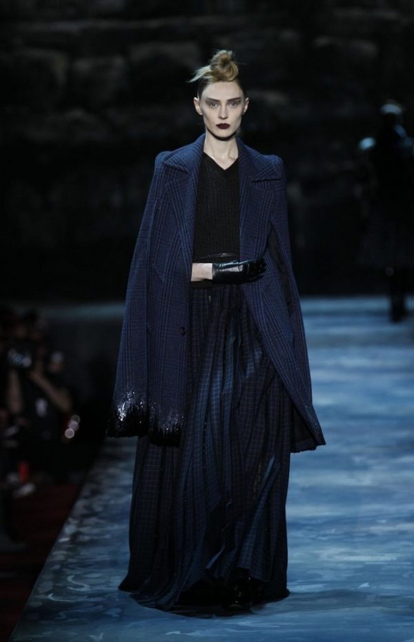 Marc Jacobs Goes For Opulence & Glamour For Fall 2015 – Fashion Gone Rogue