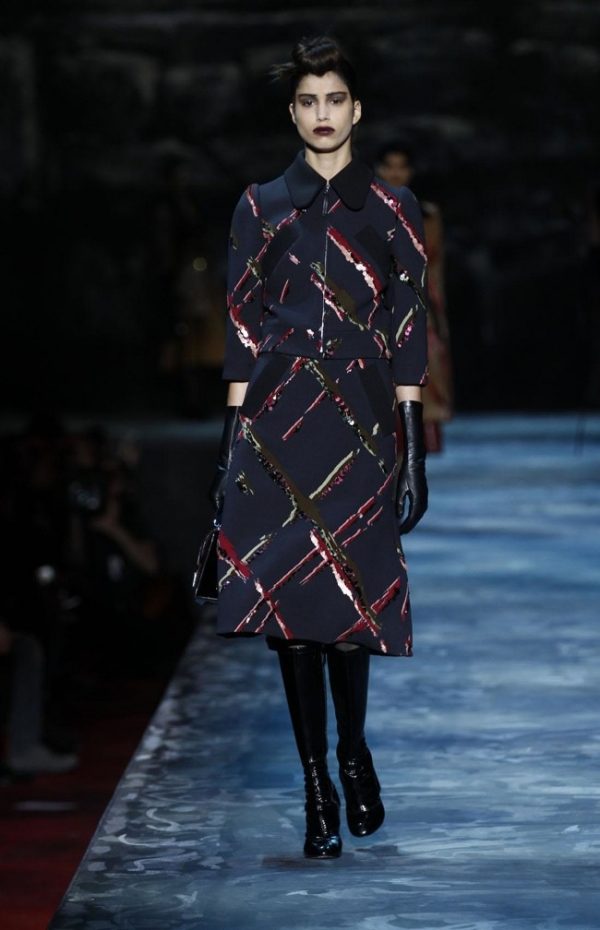 Marc Jacobs Goes for Opulence & Glamour for Fall 2015 – Fashion Gone Rogue