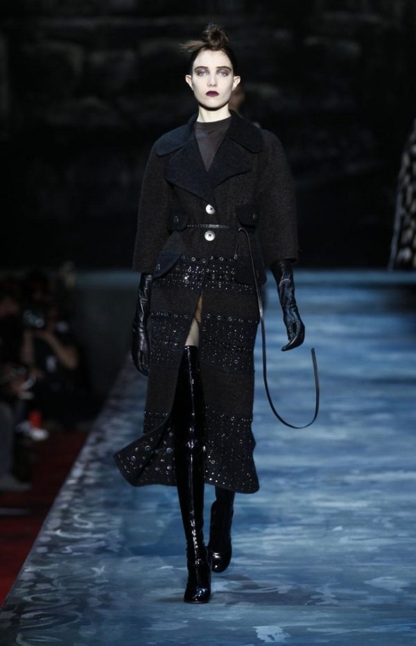 Marc Jacobs Goes for Opulence & Glamour for Fall 2015 – Fashion Gone Rogue