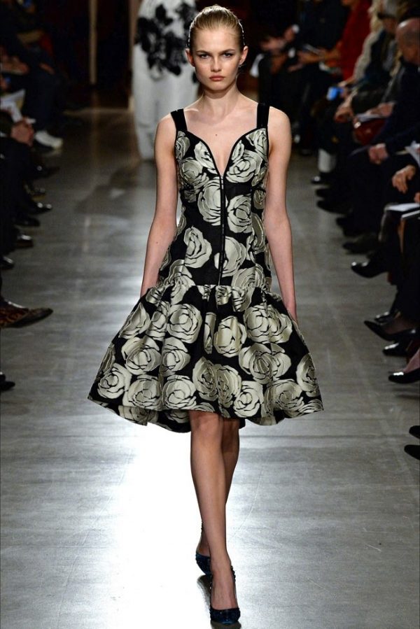 Oscar de la Renta Fall 2015: Copping Debuts with Ladylike Elegance ...