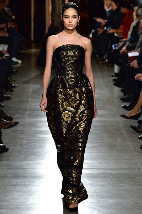 Oscar de la Renta Fall 2015: Copping Debuts with Ladylike Elegance ...