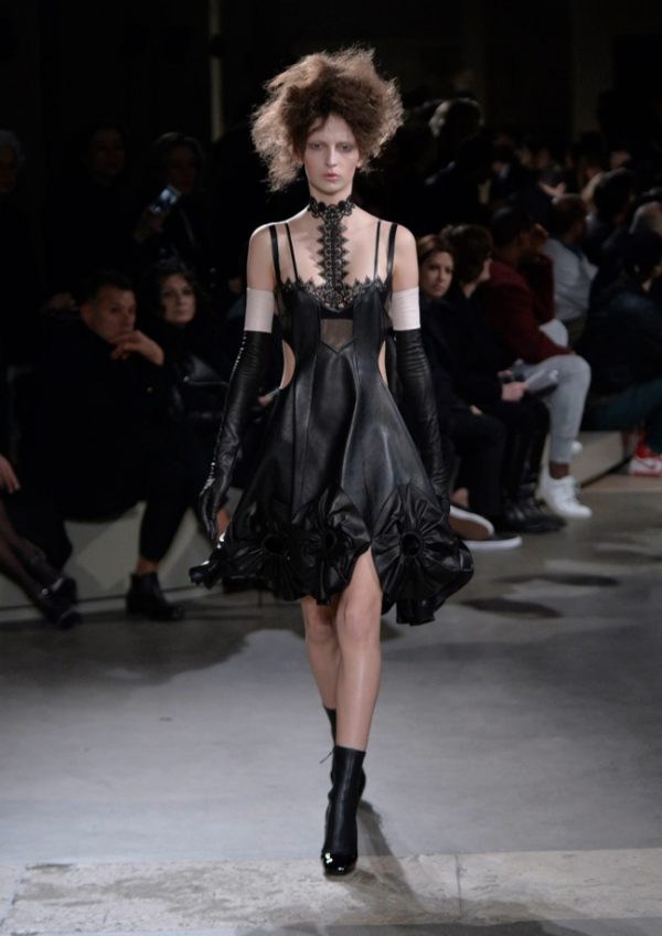 Alexander McQueen Goes Victorian for Fall 2015