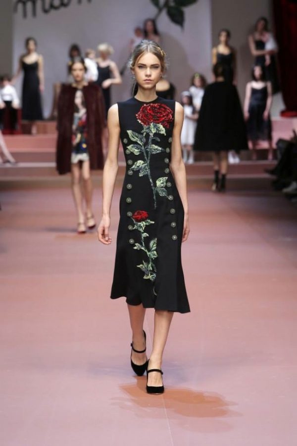 Dolce & Gabbana Fall 2015: Motherly Dress, Eternal Style – Fashion Gone ...