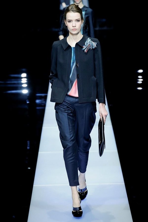 Giorgio Armani Fall 2015: Women Wearing Pants – Fashion Gone Rogue