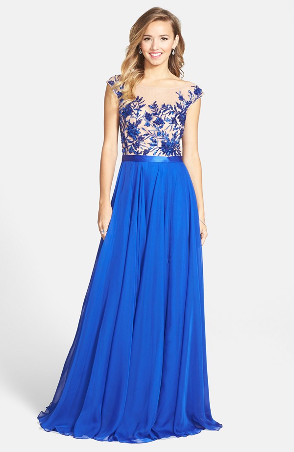 11 Classy Prom Gowns & Dresses