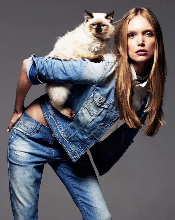 Shannon Ann Philips Models with Cats for Glamour Italia – Fashion Gone ...