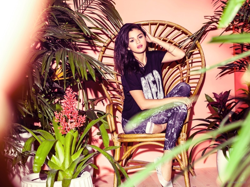 Tilfredsstille Brandmand Skulle Selena Gomez Sports Her New adidas NEO Collection – Fashion Gone Rogue