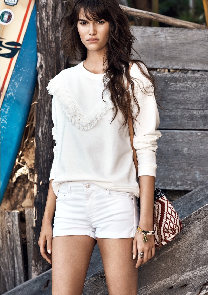 A white sweatshirt is the perfect addition to just about any wardrobe