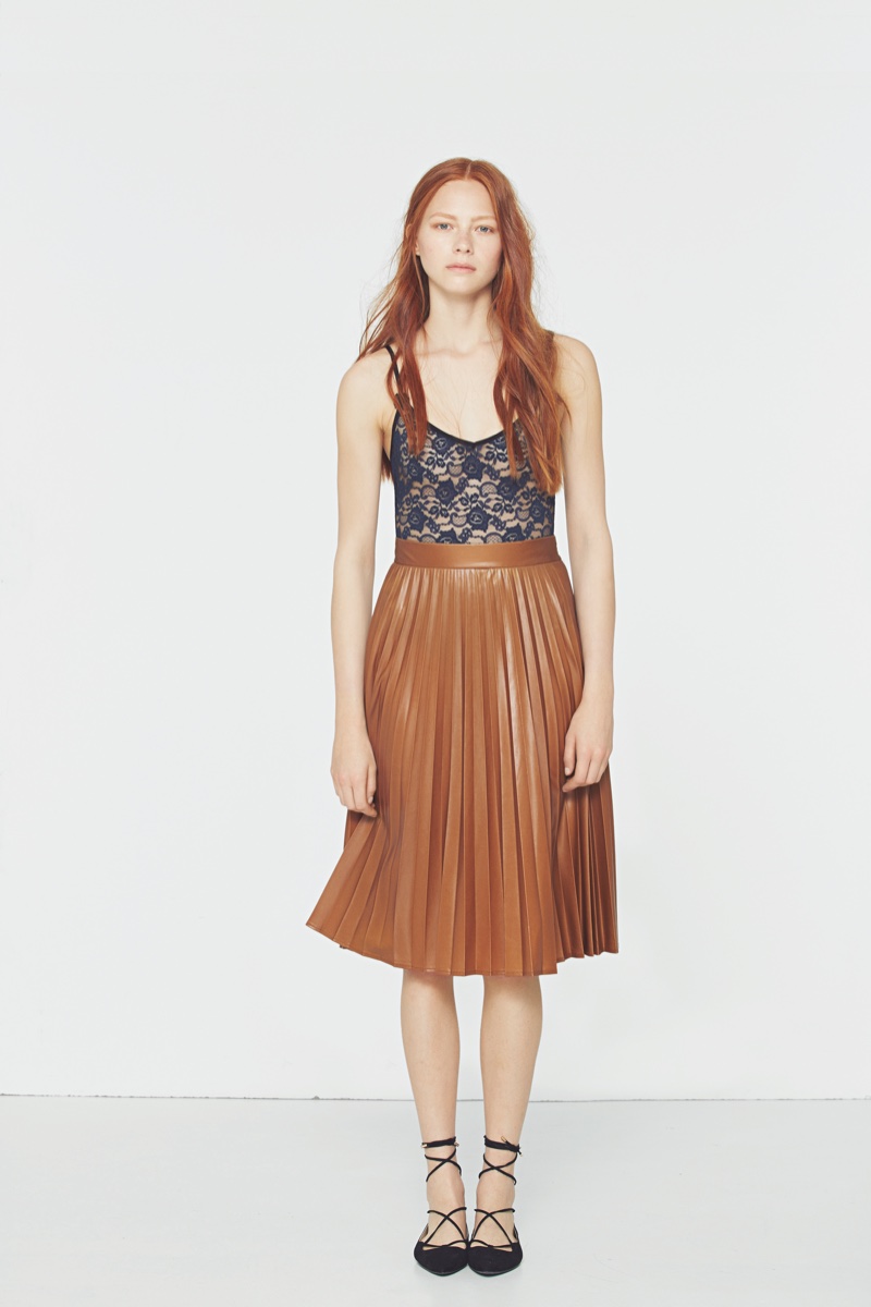 <b>Mango</b> Continues Its Love Affair with the 70s for Pre-Fall.