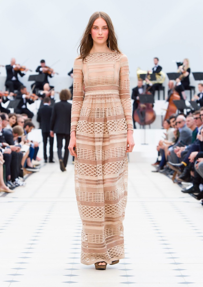 Pretty in Lace: Burberry Spring 2016 Dresses – Fashion Gone Rogue