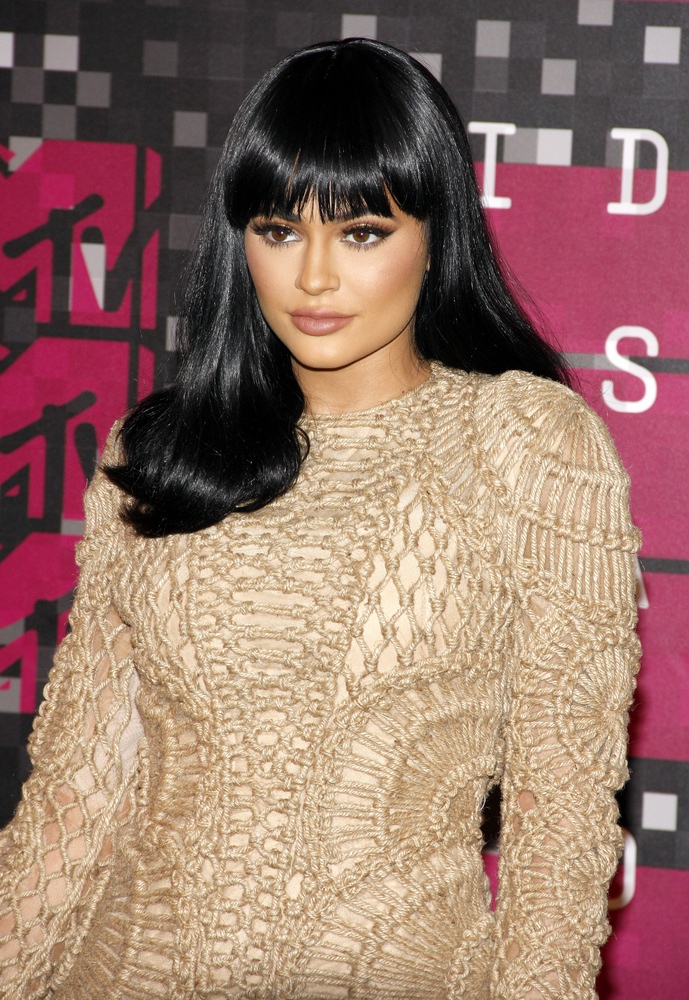 Kylie Jenner Dyes Her Hair Ash Blonde For Fall Fashion Gone Rogue