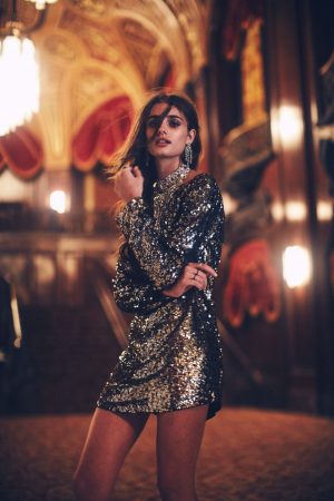 Free People November 2015 Catalog with Taylor Hill