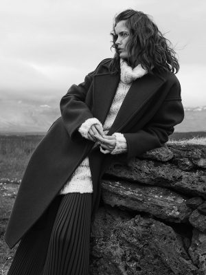 Nordic Odyssey: Hans Neumann Captures Chic Winter Fashions for BAZAAR ...