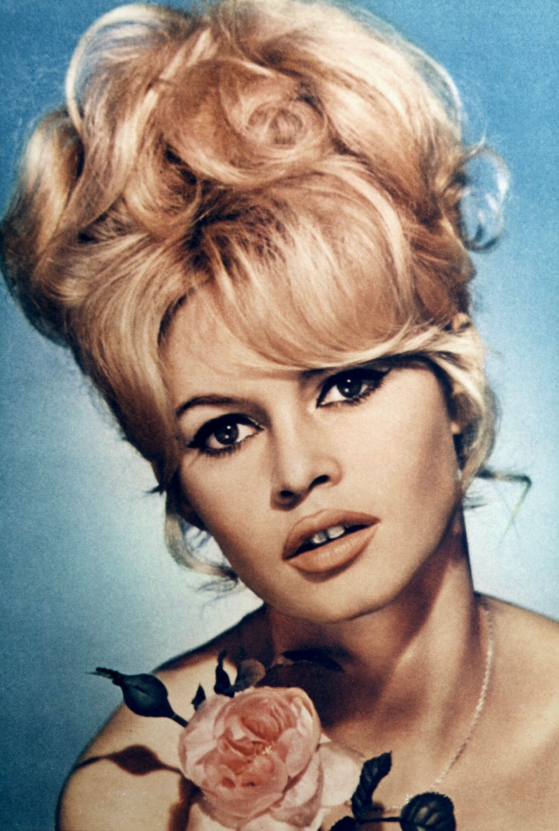 1960s hairstyles updos