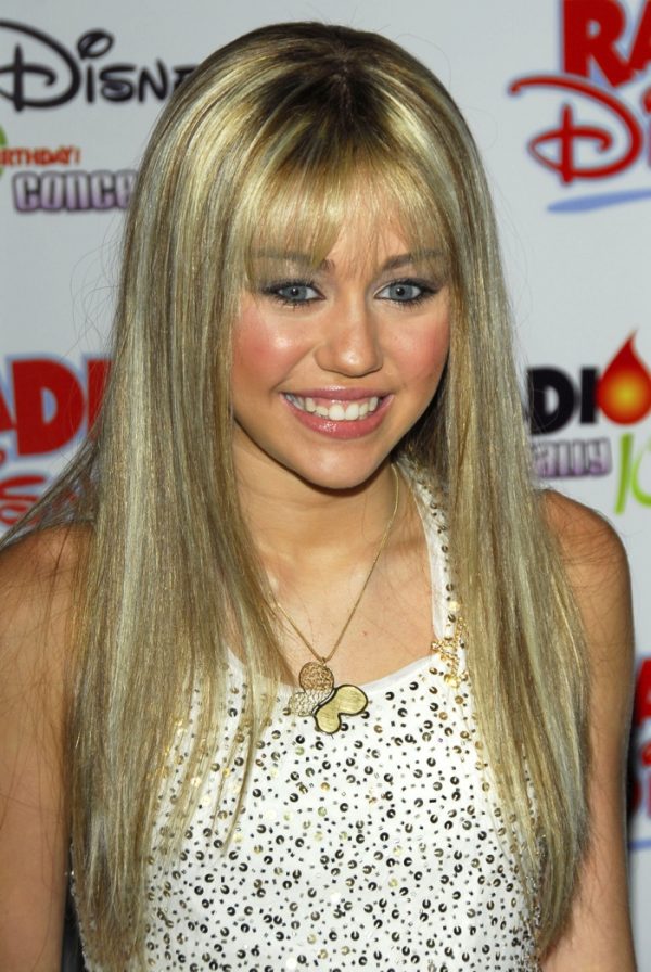 Miley Cyrus Hairstyles: Miley's Short & Long Hair