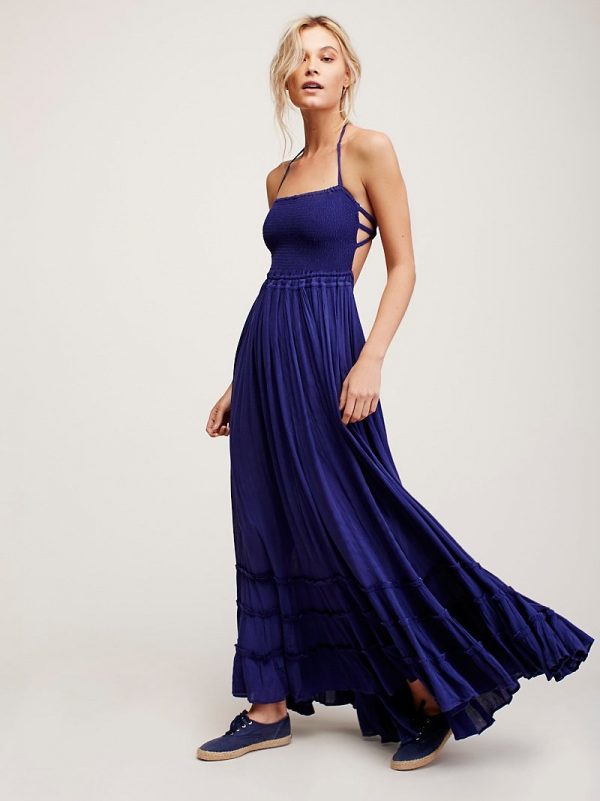 Maxi Season: 10 Dreamy & Long Dresses – Fashion Gone Rogue