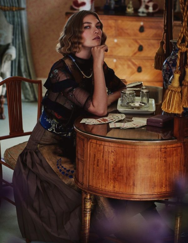 Arizona Muse Models Fall's Most Elegant Looks for ELLE Italy – Fashion ...