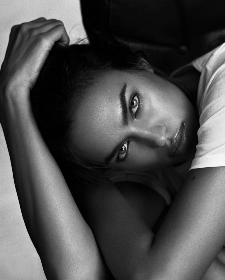 Irina Shayk Is A Natural Beauty In Intimissimi Every Wear Book Fashion Gone Rogue