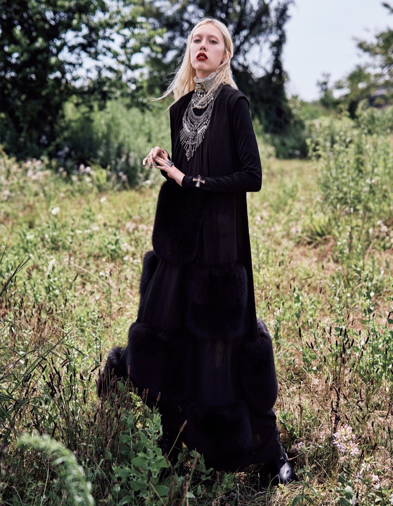 Gothic Fashion Editorial | Vogue Japan | Tyg & Elizabeth Davison