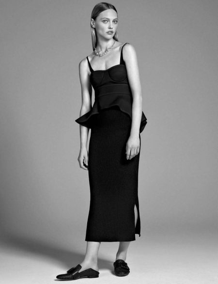 Sasha Pivovarova Embraces New Season Styles in Vogue Mexico – Fashion ...