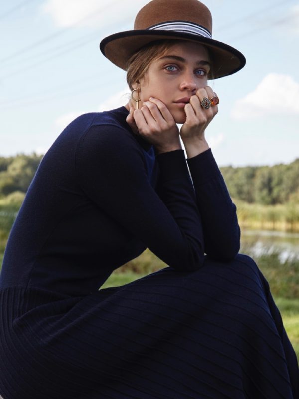 Kim Noorda | Statement Hats Fashion Editorial | L'Officiel Netherlands