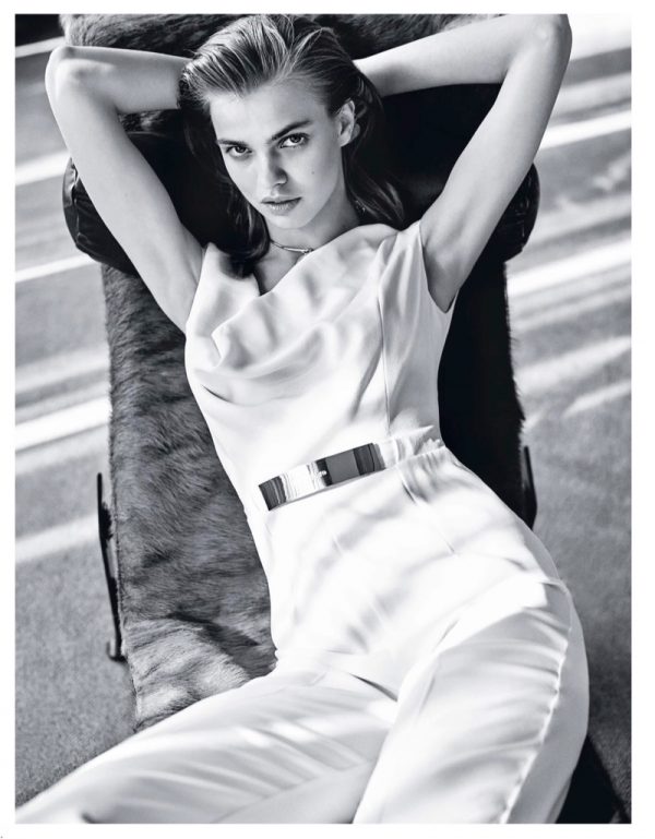 Dasha Khlystun | Grazia Italy | White Outfits Editorial