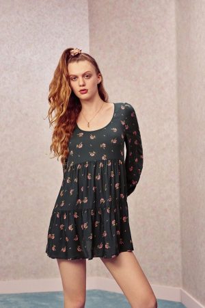 Urban Outfitters | Fall 2018 Floral Dresses | Shop