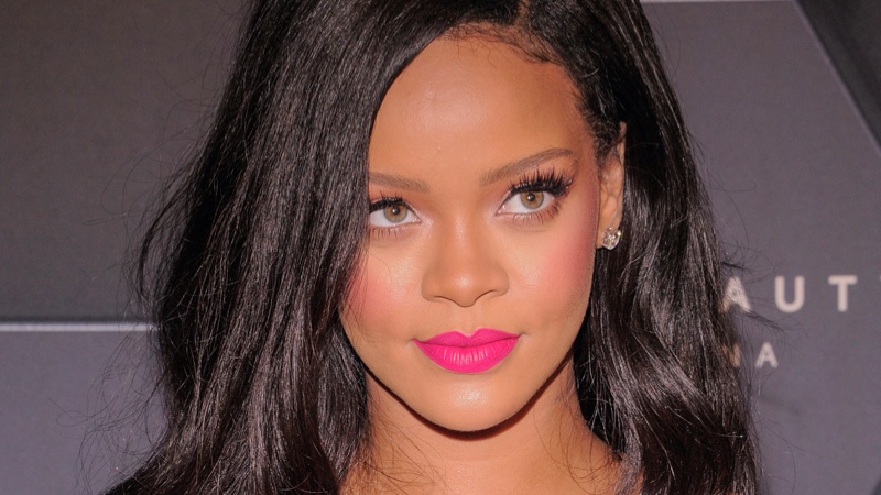 Rihanna Real Eyes Color
